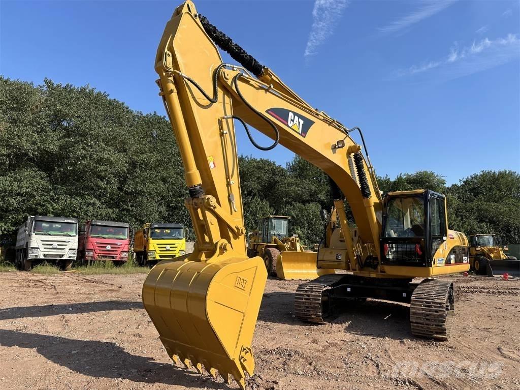 CAT 325 CL Crawler excavators