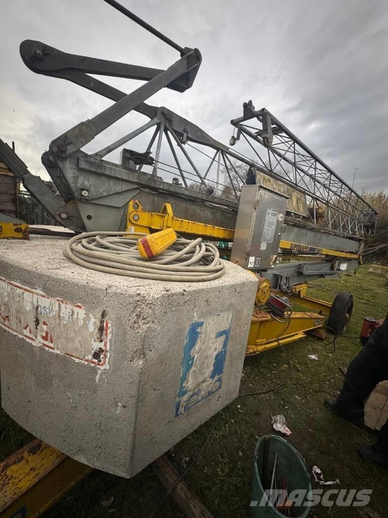 Ferro FSR 19i Self erecting cranes