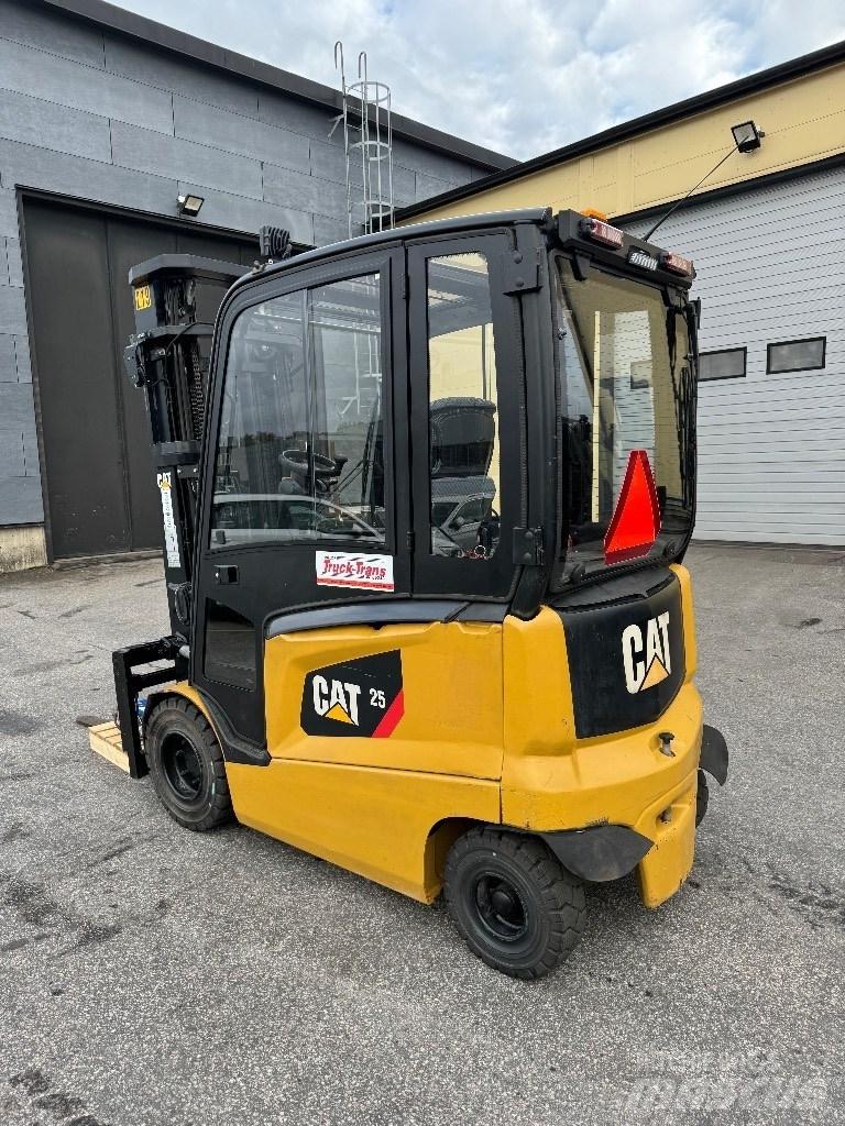 CAT EP25CN Electric forklift trucks