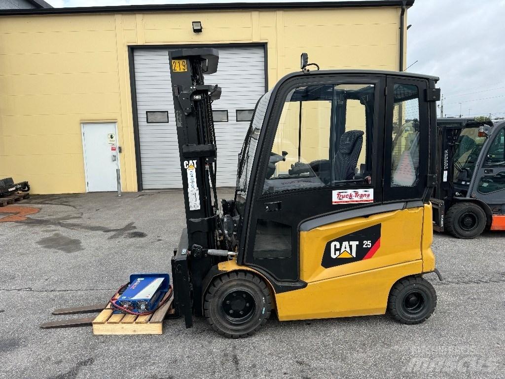 CAT EP25CN Electric forklift trucks