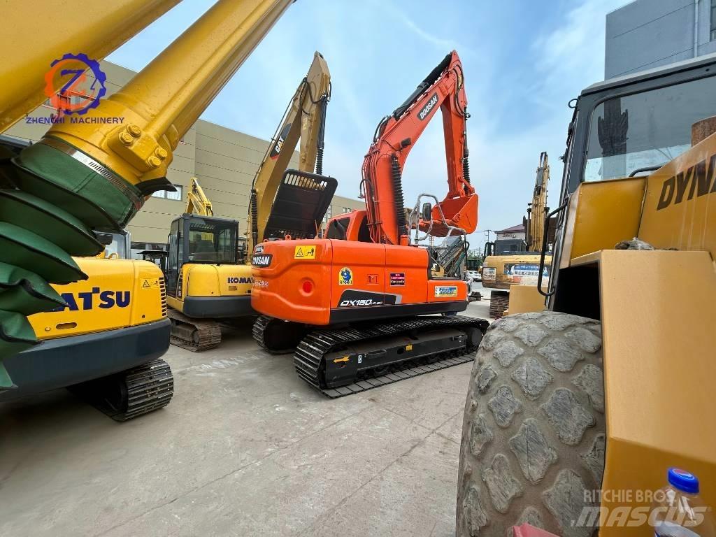 Doosan DX 150 Midi excavators  7t - 12t