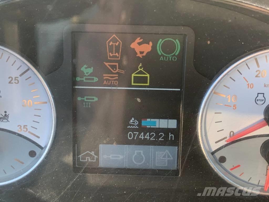 CLAAS Scorpion 732 Farming telehandlers