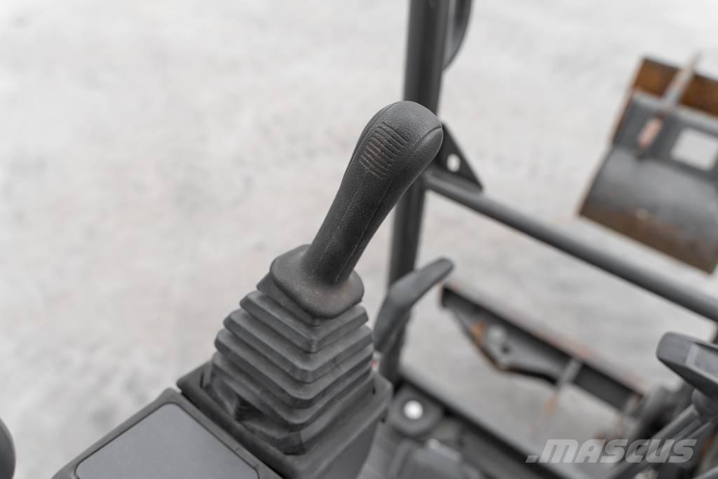 CASE CX 17 D Mini excavators < 7t
