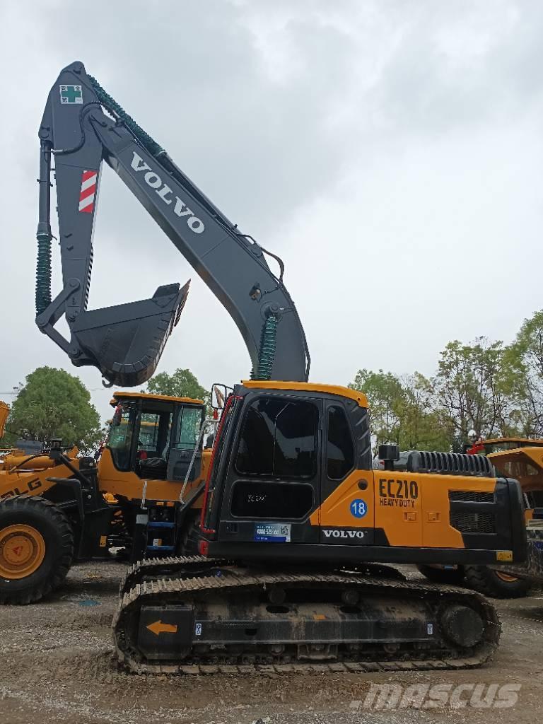 Volvo EC 210 Crawler excavators