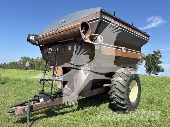 J&M 620-14 Grain / Silage Trailers