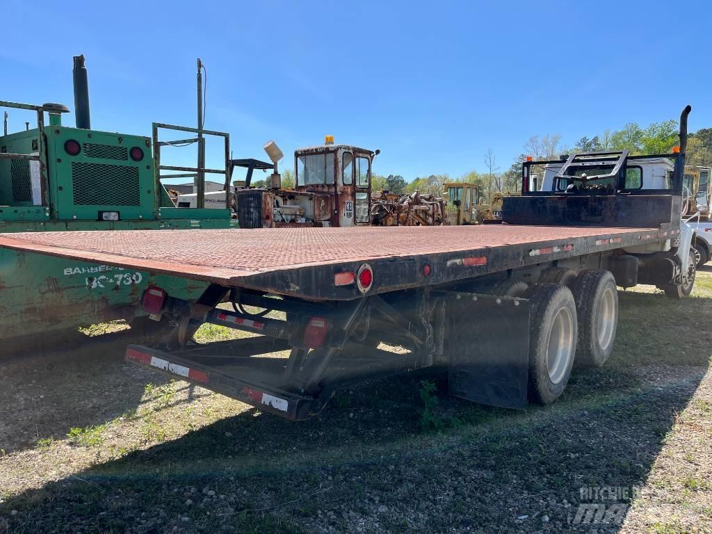 International F 4900 Demountable trucks