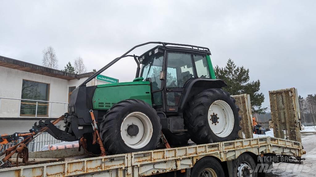 Valtra Loader Farming telehandlers
