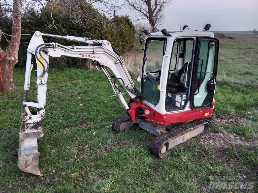 Takeuchi TB 225 Mini excavators < 7t