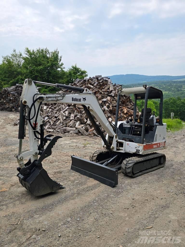 Bobcat X 331 Mini excavators < 7t
