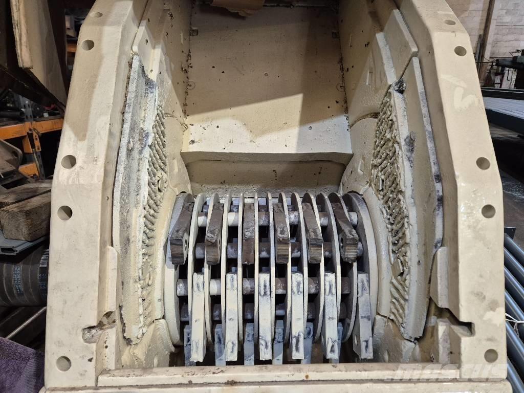 Christy Turner 24x16 Sorting Equipment