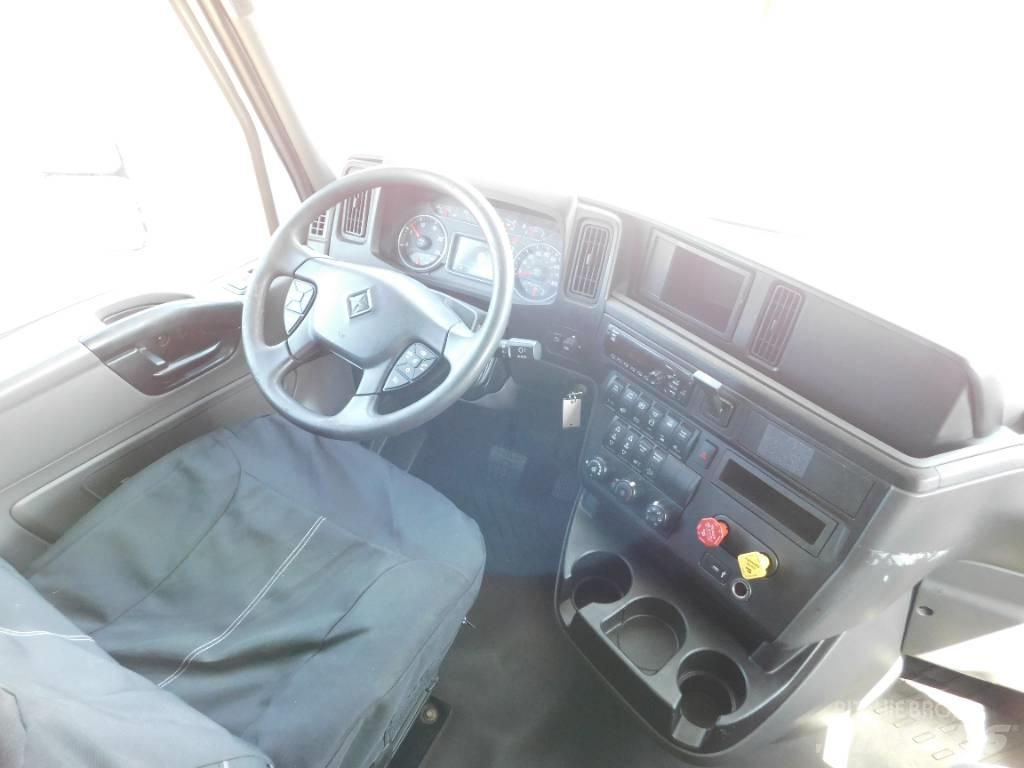 International LT 625 Truck Tractor Units