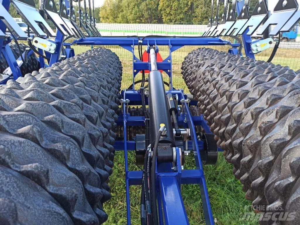 Dal-Bo MiniMax 830 Farming rollers