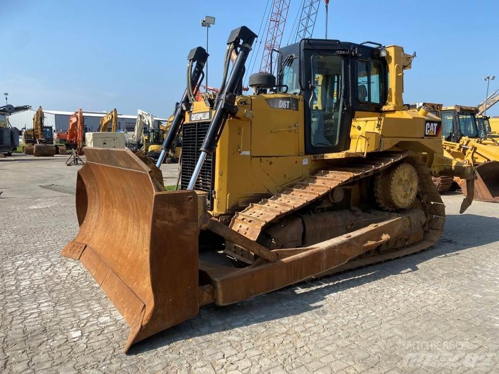 CAT D6T XL NVT Crawler dozers