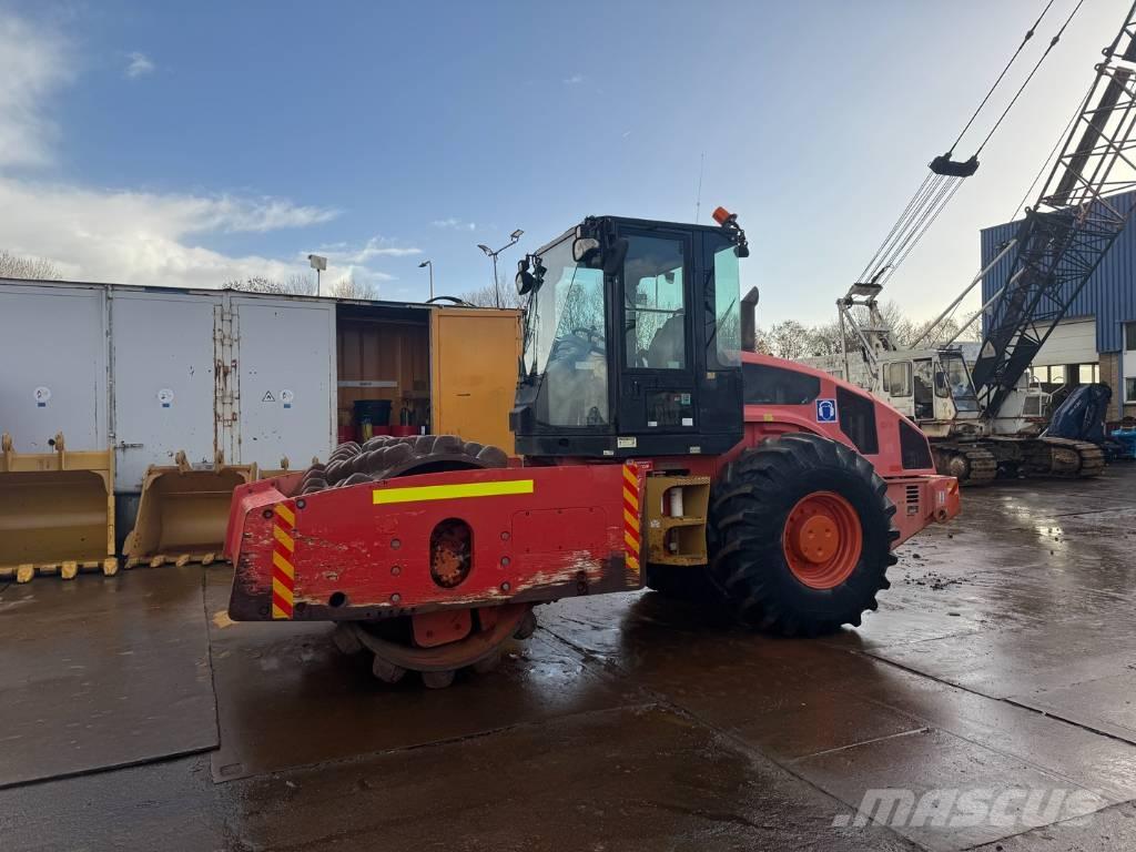 CAT CP 74 Single drum rollers