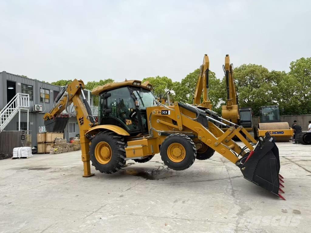 JCB 3 CX TLB's