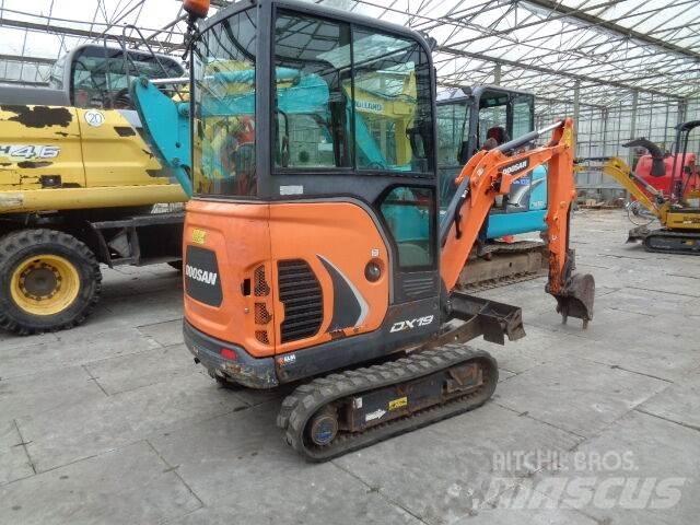 Doosan DX19 Mini excavators < 7t