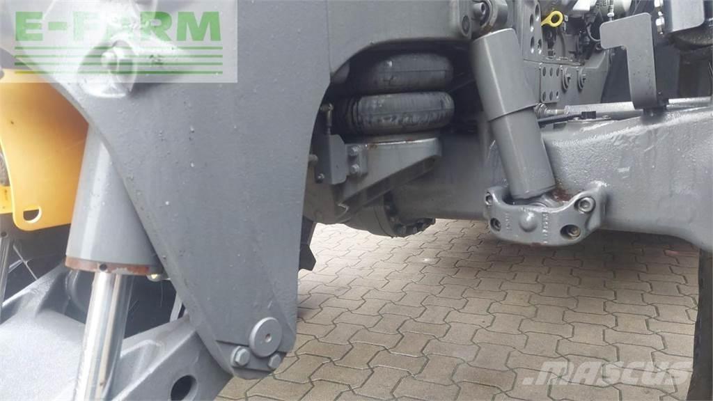 Valtra T 174 Tractors