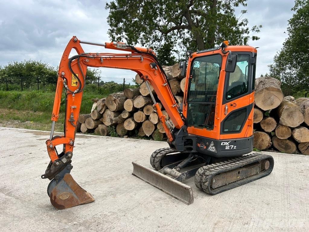 Doosan DX 27 Z Mini excavators < 7t
