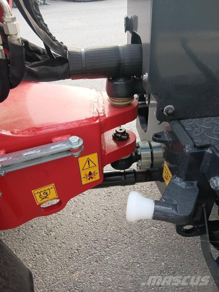 Schäffer 2630 Multi purpose loaders