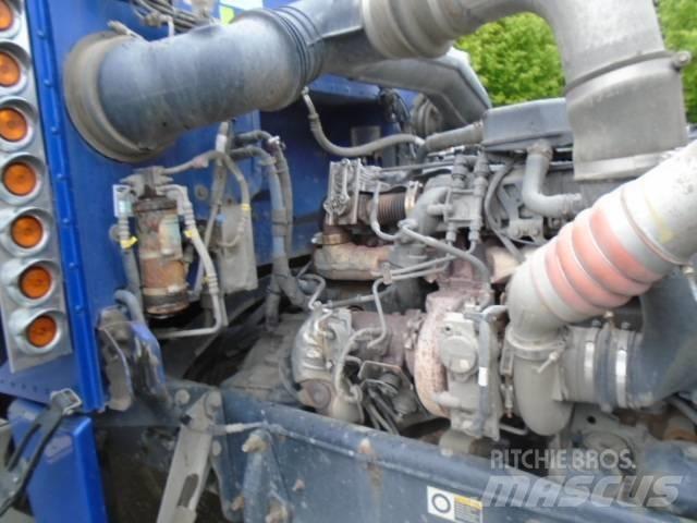 Peterbilt 389 Truck Tractor Units