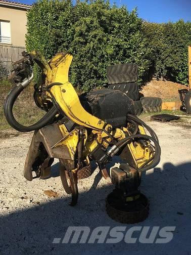  WARATHA 758 H Harvester heads