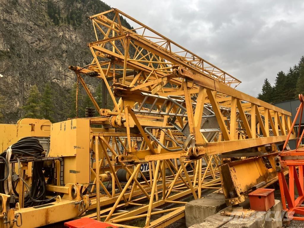 Potain MDT 162 Tower cranes