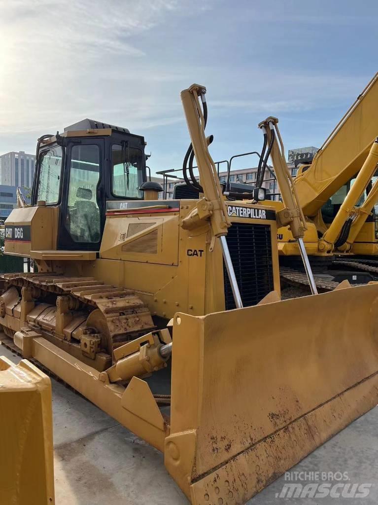 CAT D 6 G Crawler dozers