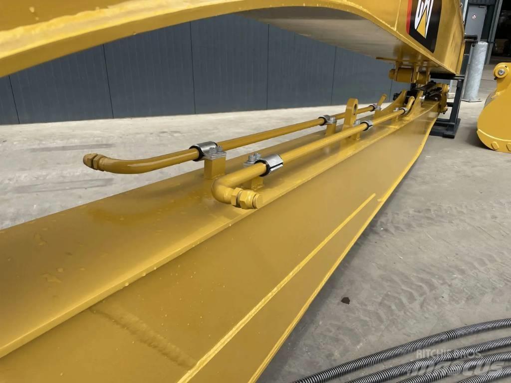 CAT 323E 15m Set TLB's