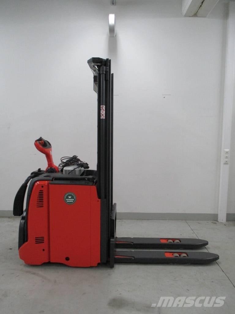 Linde L 12 AP Self propelled stackers