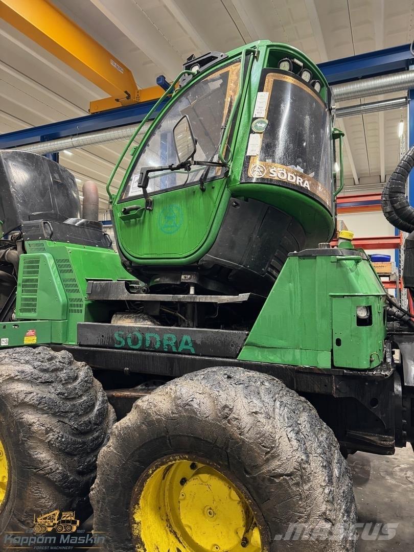 John Deere 1510E Forwarders