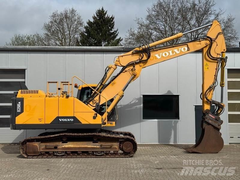 Volvo EC 250 ENL Crawler excavators