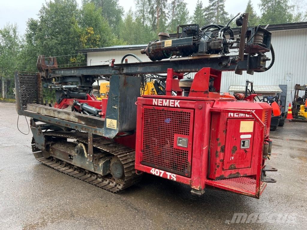 Nemek 407 TS Waterwell drill rigs
