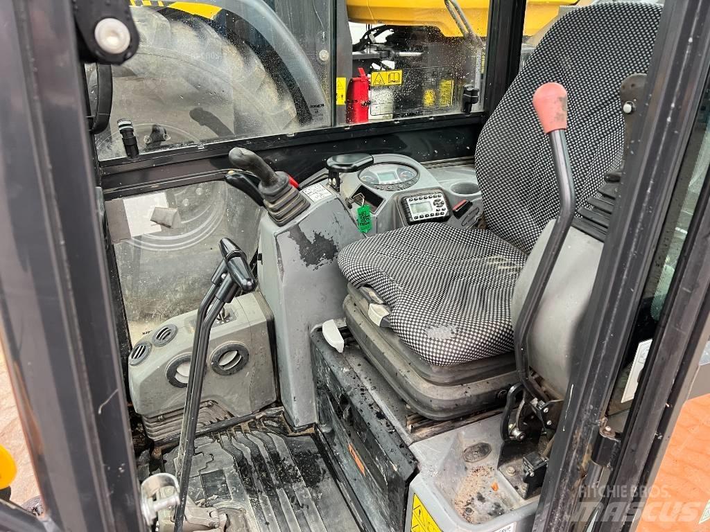 Doosan DX 19 Mini excavators < 7t