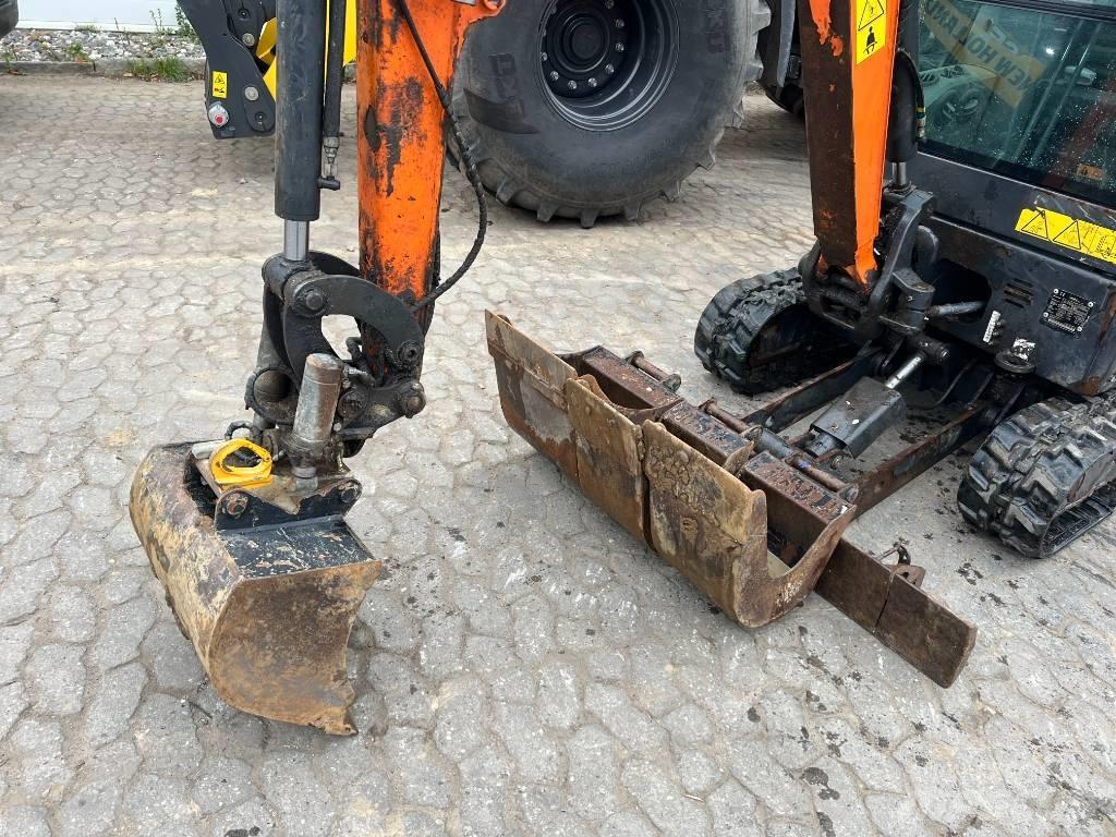 Doosan DX 19 Mini excavators < 7t