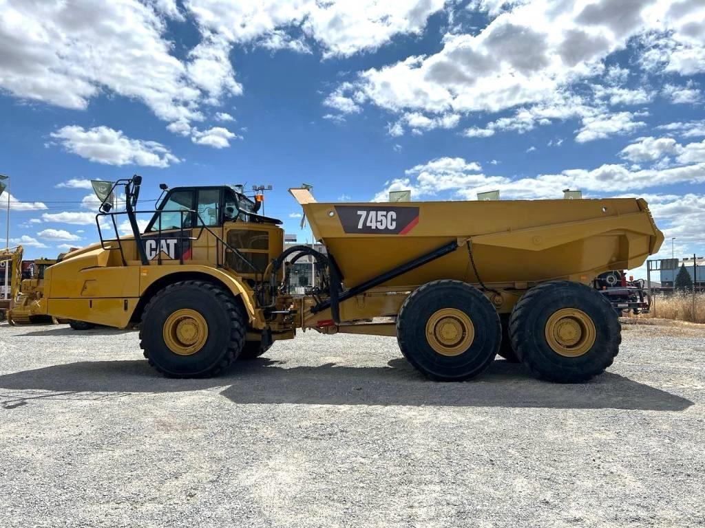 CAT 745 C Articulated Haulers