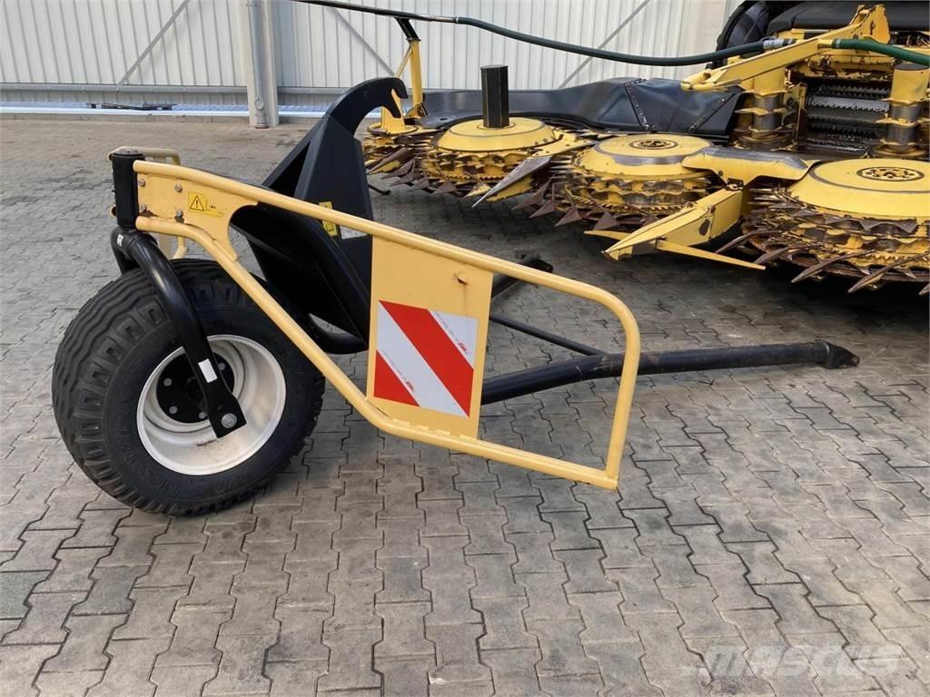 New Holland FR700 Self-propelled foragers