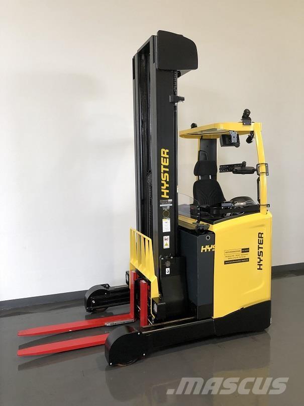 Hyster R1.6 Reach truck