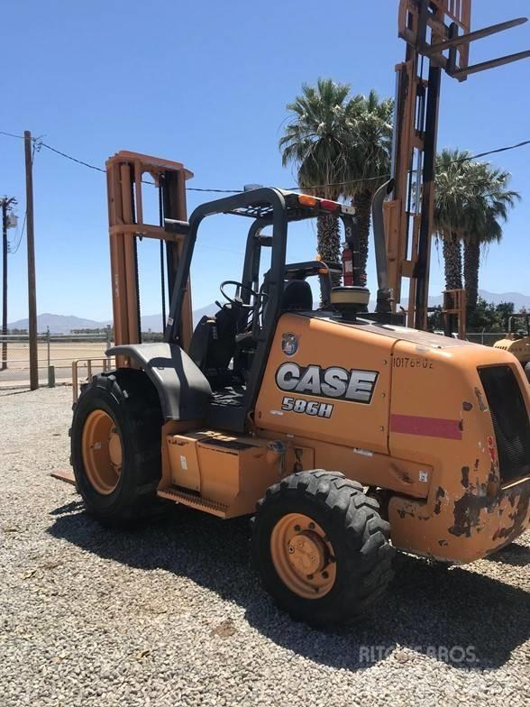 CASE 586H Rough terrain truck