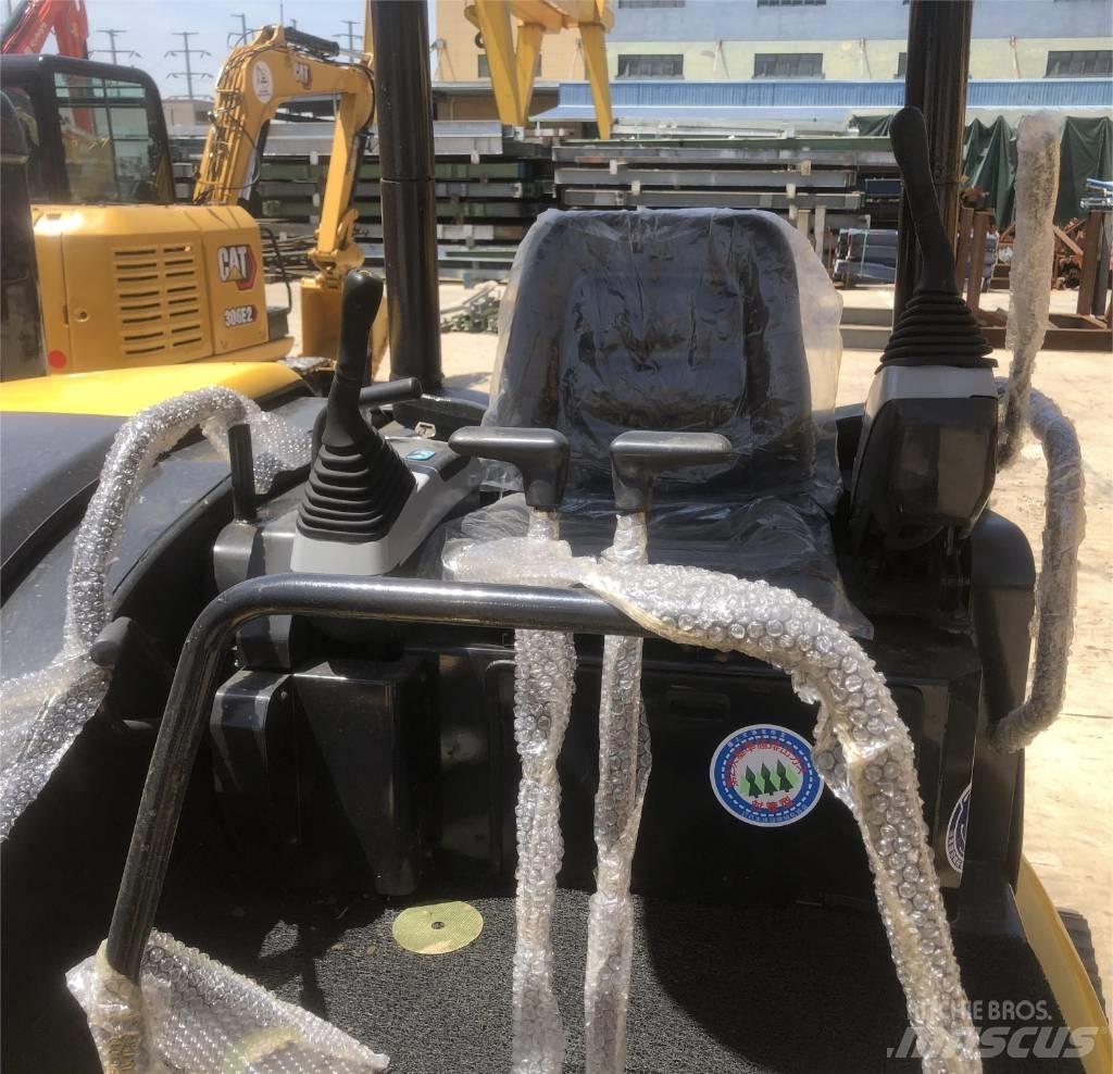 Komatsu PC 50 Mini excavators < 7t