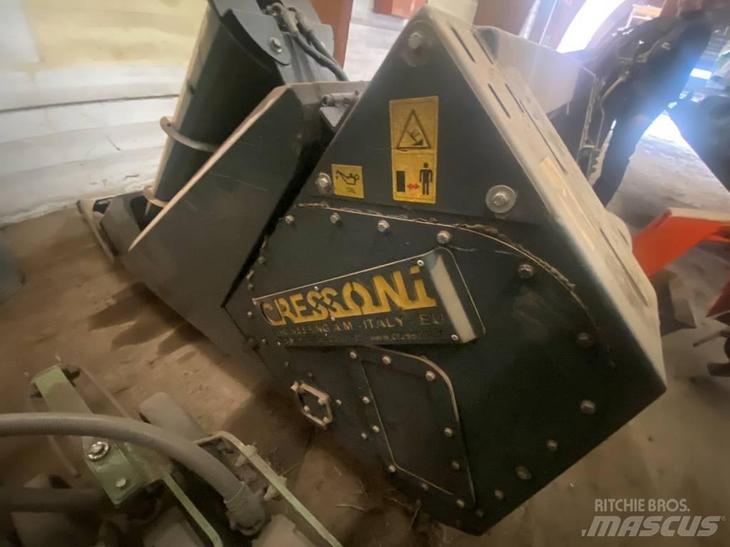 Cressoni Plukkebord Combine harvester heads