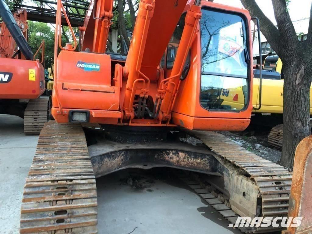 Doosan 220-7 Crawler excavators