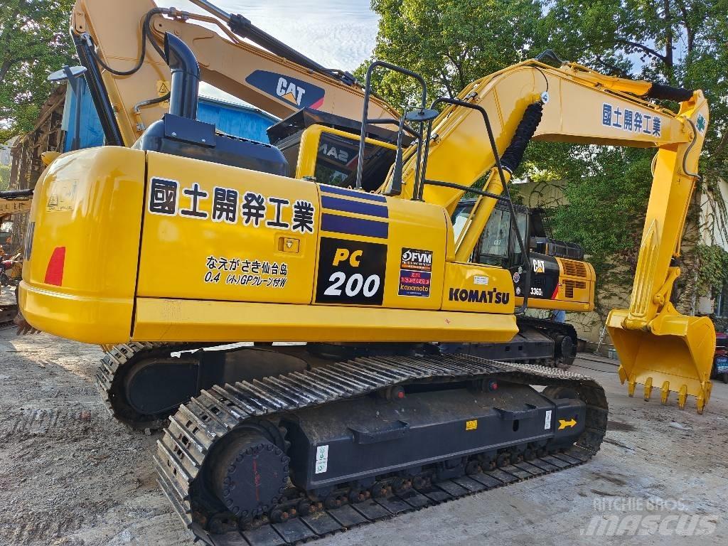 Komatsu PC 200-8 Crawler excavators