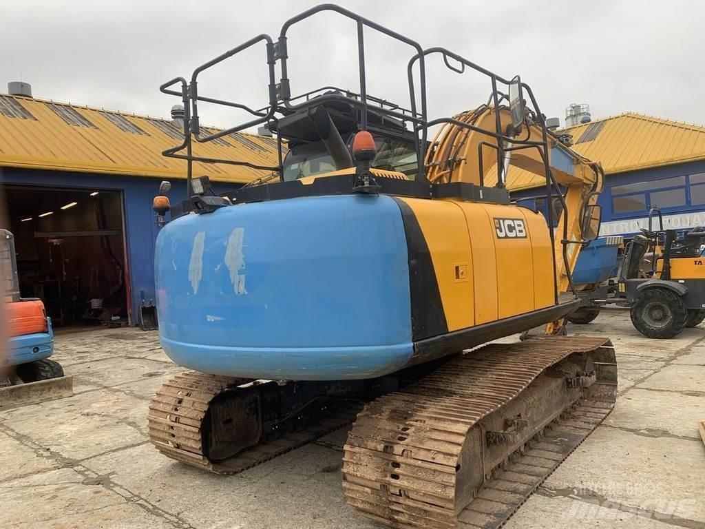 JCB JS130 Crawler excavators