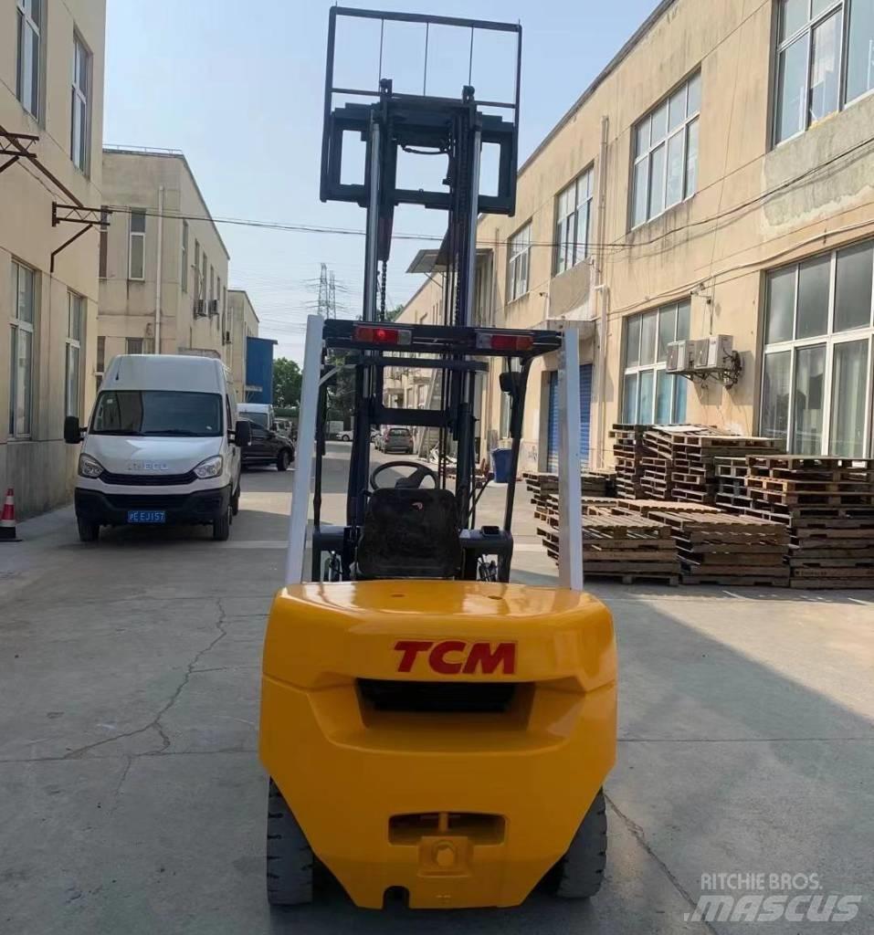 TCM FD30 Reach truck