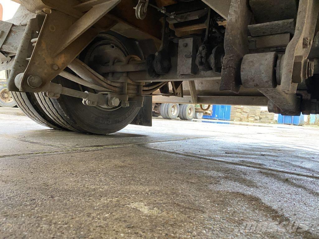 AJK AEE/10-2 Containerframe/Skiploader trailers