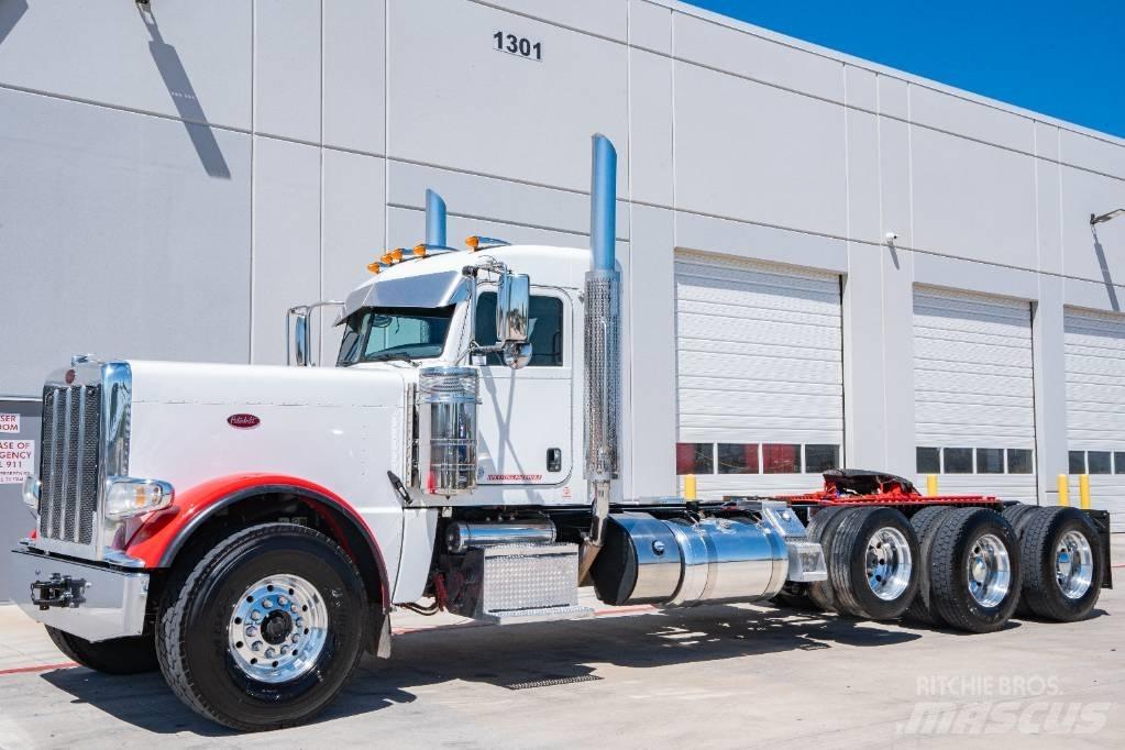 Peterbilt 389 Truck Tractor Units