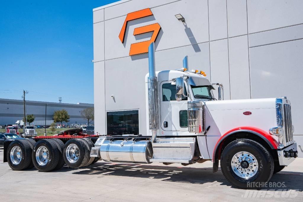 Peterbilt 389 Truck Tractor Units