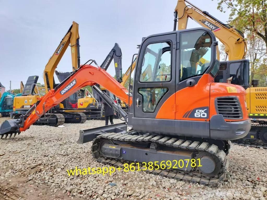 Doosan DX 60 Mini excavators < 7t