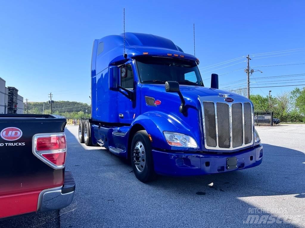 Peterbilt 579 Truck Tractor Units