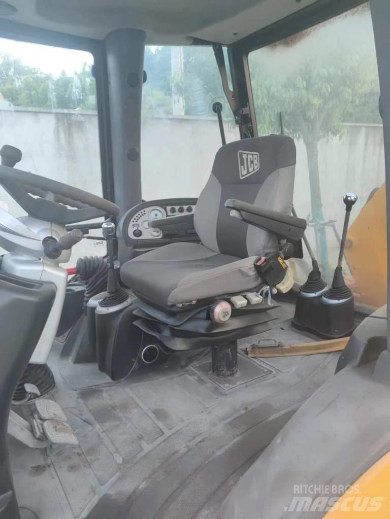 JCB 3 CX TLB's